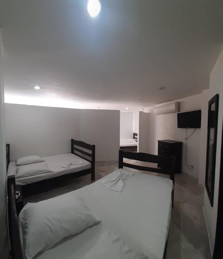 Blue Star Hotel 멜가르 외부 사진