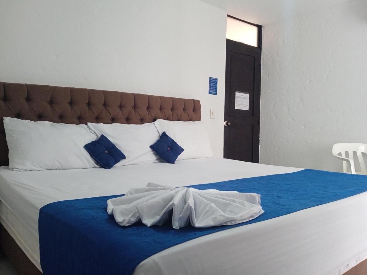Blue Star Hotel 멜가르 외부 사진