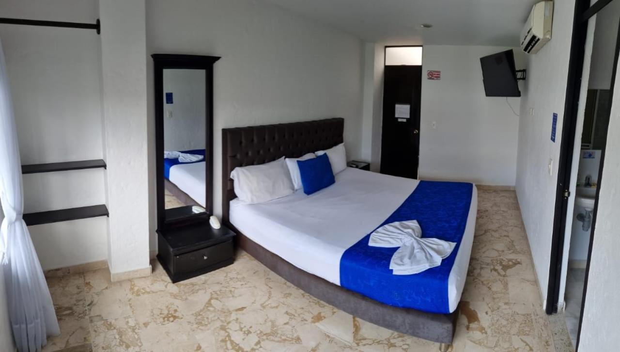 Blue Star Hotel 멜가르 외부 사진