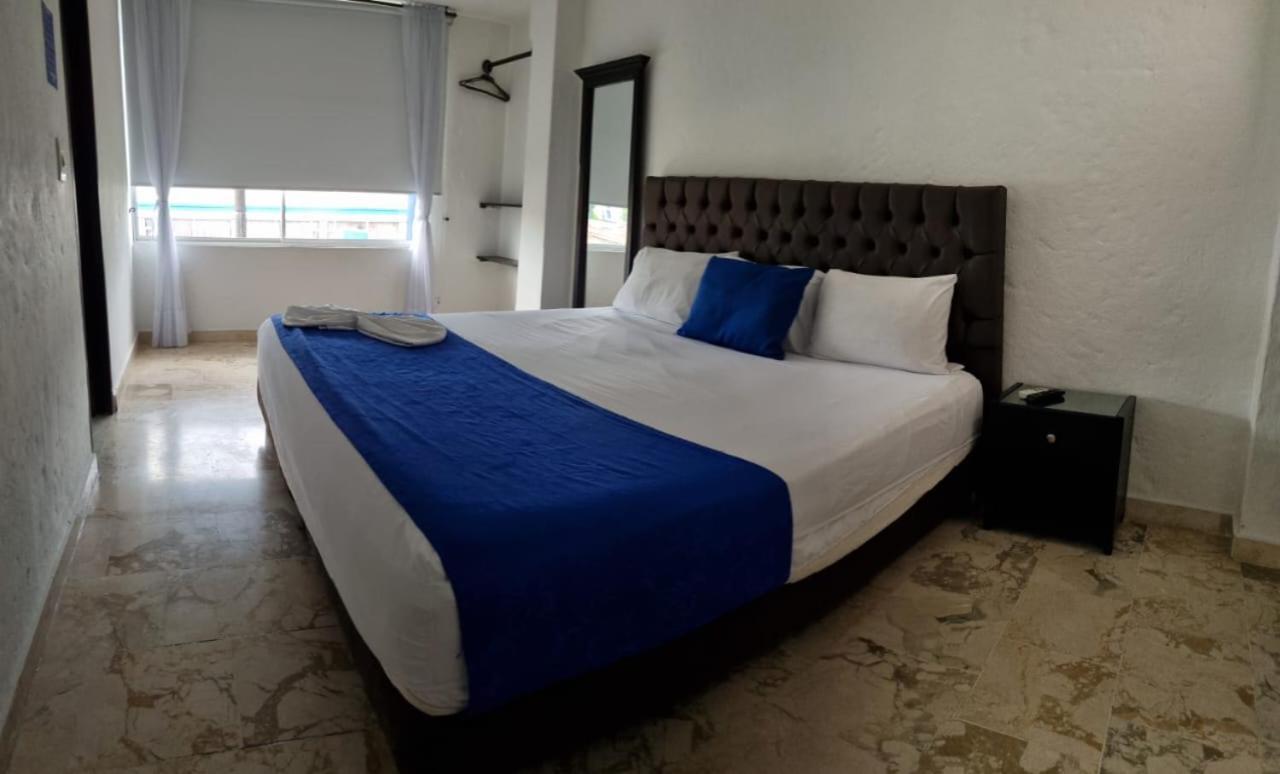 Blue Star Hotel 멜가르 외부 사진