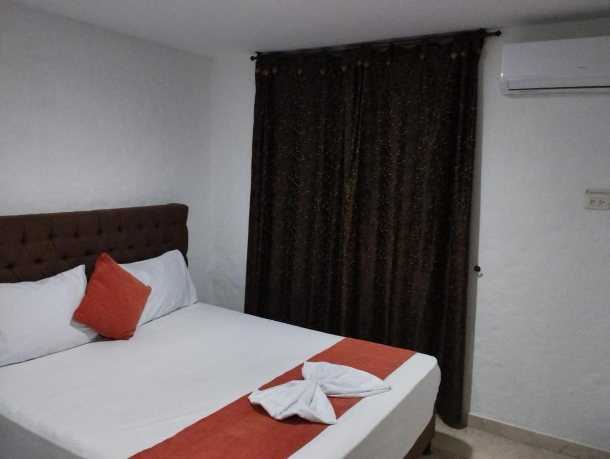 Blue Star Hotel 멜가르 외부 사진